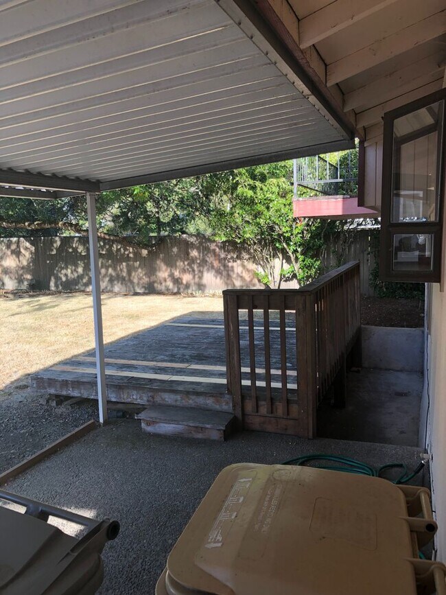 Building Photo - Spacious 4-Bedroom Home in Prime Corvallis Location!