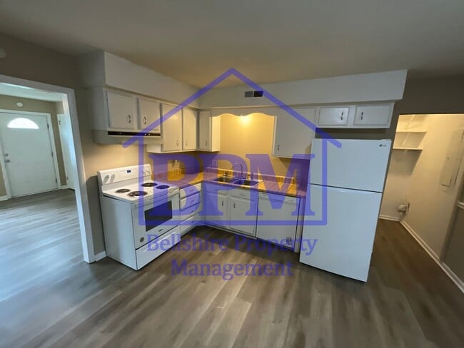 Building Photo - Charming 3 Bed, 1 Bath Home on Falcon Dr –...