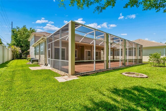 Building Photo - 601 Viento De Avila