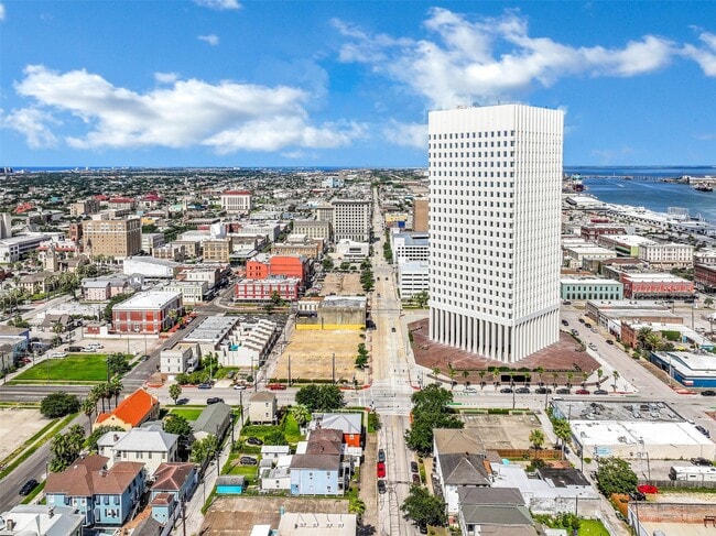 Building Photo - 1820 Market St