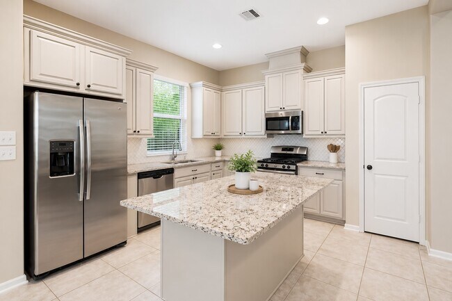 Building Photo - 228 Cheswood Forest Pl