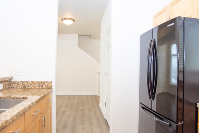 Building Photo - Stunning Upper-Level 2-Story Condo – Prime...