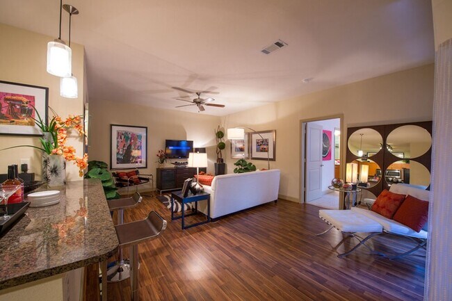 Building Photo - 3333 Weslayan St