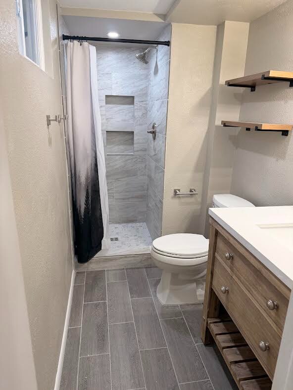 Building Photo - 1002 Barbi Ct