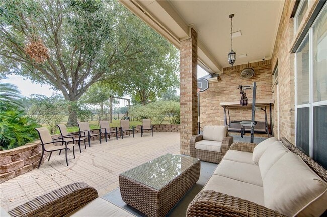Building Photo - 5810 Sequoia Trace Ct
