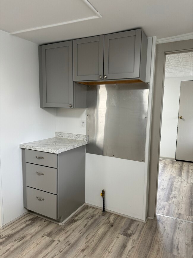 Kitchen/Dining Room View 7 - 218 Pleasant St