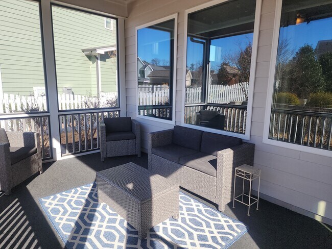 Covered Patio - 33 Old Piedmont Cir