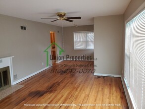 Building Photo - 4034 Pine Grove Ave