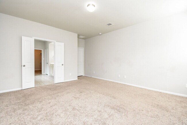 Building Photo - 4442 Buentello Dr