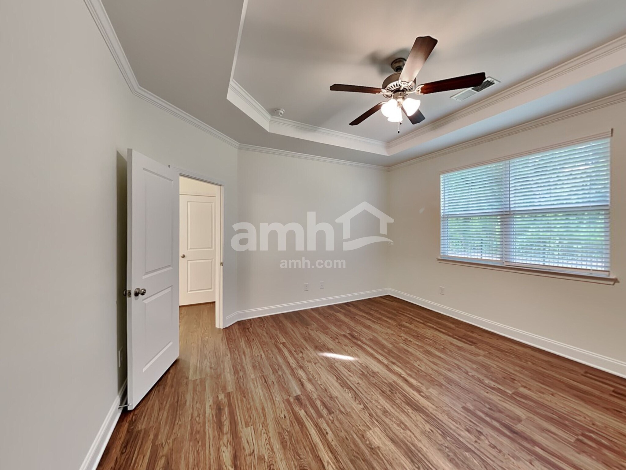 Building Photo - 5155 Smithbriar Dr