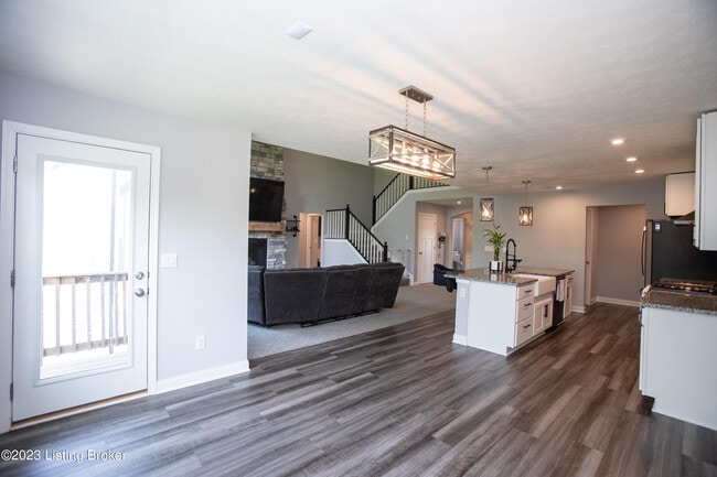 Building Photo - 454 Copper Creek Dr