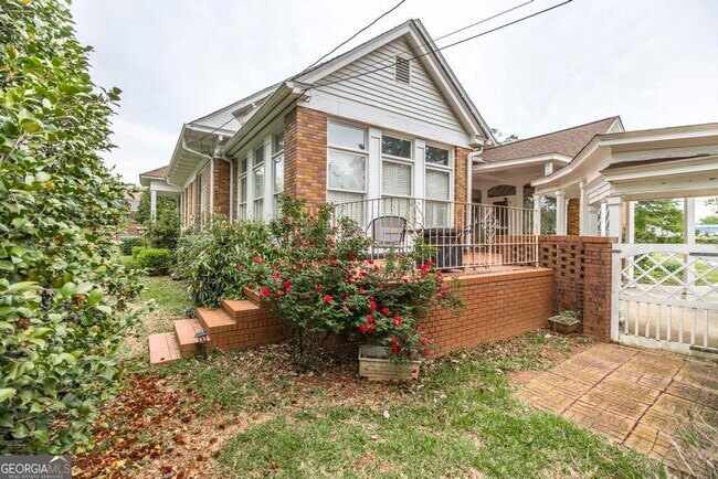 Building Photo - 62 Indian Springs Dr