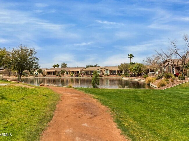 Building Photo - Charming 2BR House in Maricopa