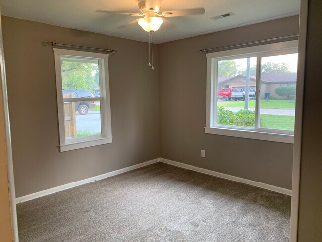 Bedroom 2 - 4530 S Laura St