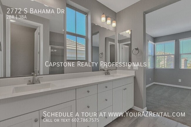 Building Photo - 2772 S Bahama Dr