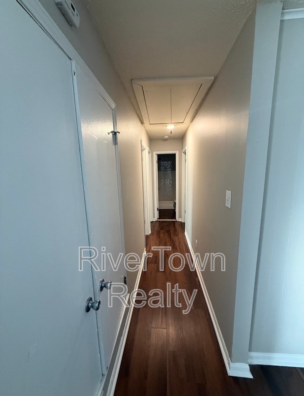 Building Photo - 4070 Kerwin Dr