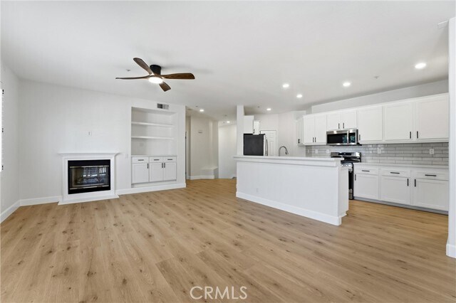 Building Photo - 1 Ardmore