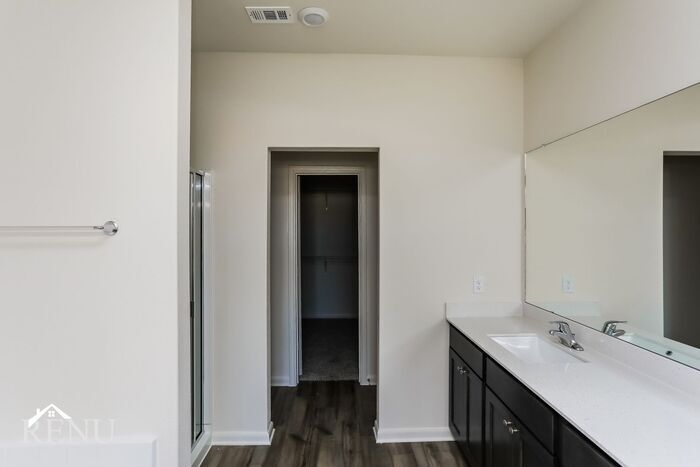 Building Photo - 308 Micah Ln