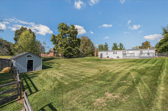 Building Photo - 9166 Porter Rd