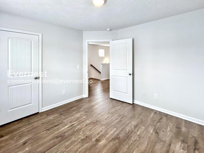 Building Photo - 211 Ansley Wy