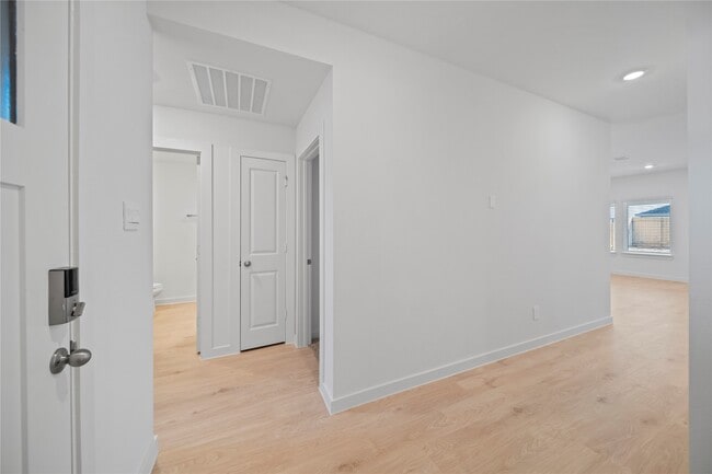 Building Photo - 31134 Winchester Fls Ct