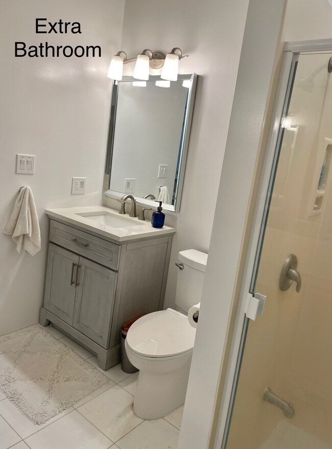 Bathroom #6 - 335 Wailupe Cir
