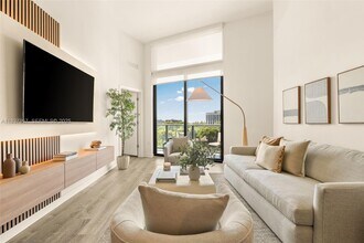 Building Photo - 501 NE 31st St