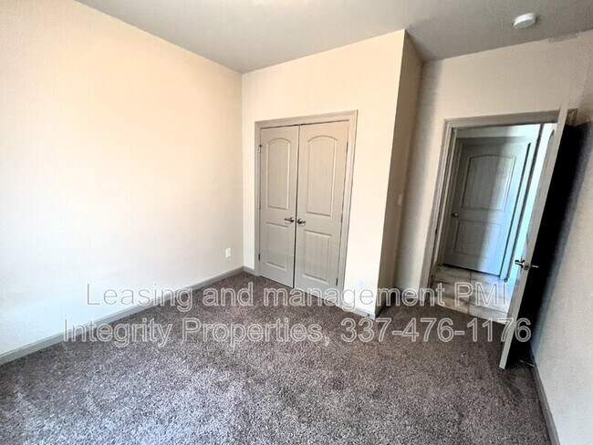 Building Photo - 7854 W Pelican Lks Ave