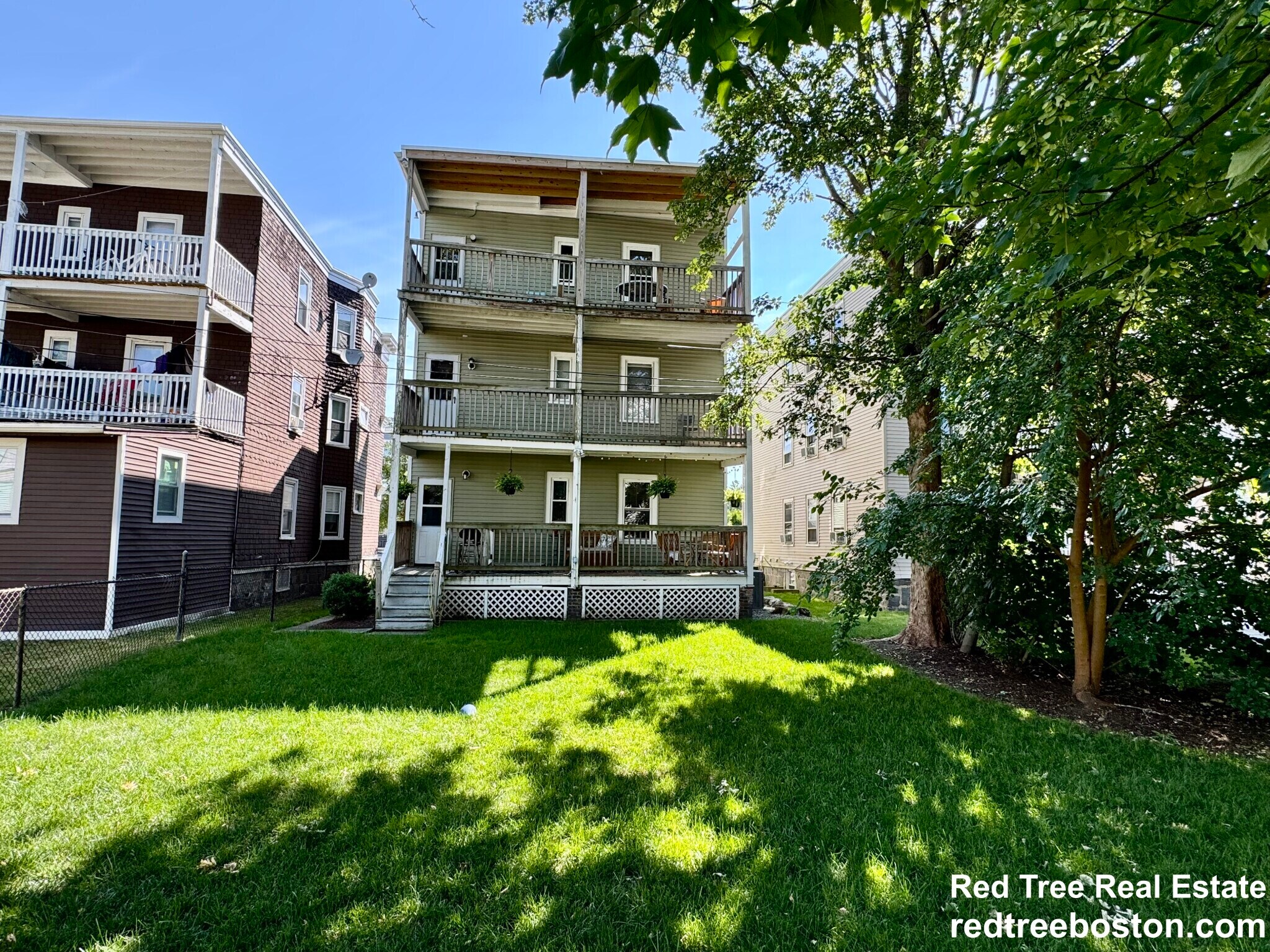 Building Photo - 11 Wainwright St