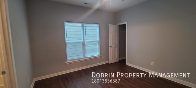 Building Photo - 1512 W Leigh St