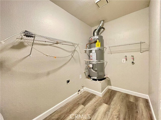 Building Photo - 9753 La Jolla Dr