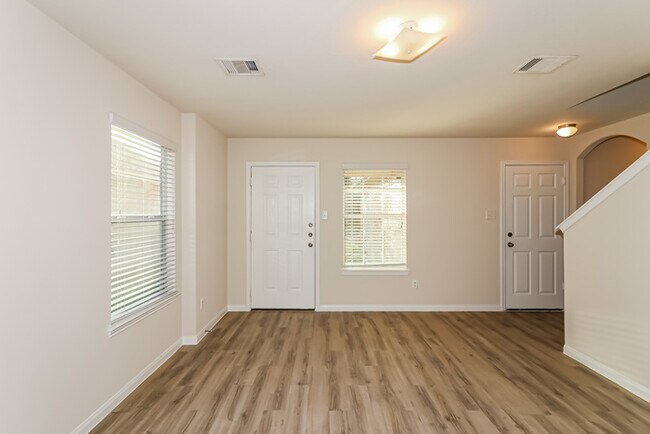 Building Photo - 5534 Plantation Forest Dr