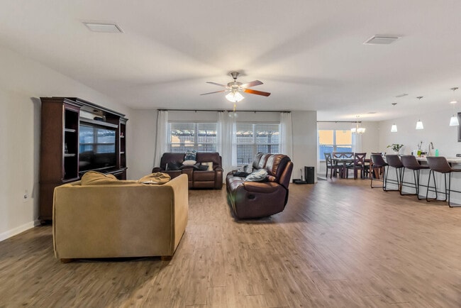 Building Photo - 4505 Grouse Ct