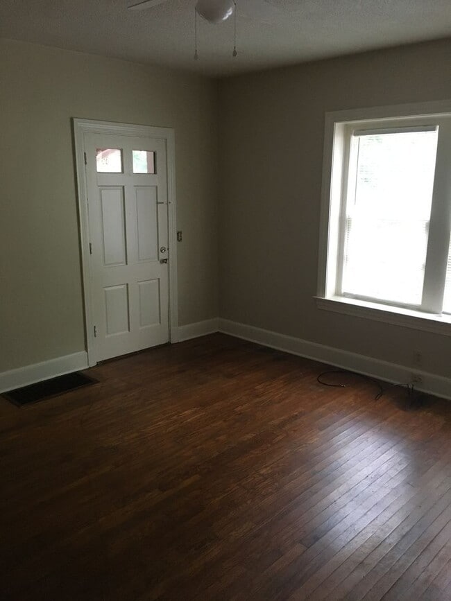 Building Photo - 1143 A&amp;B N Broad St.