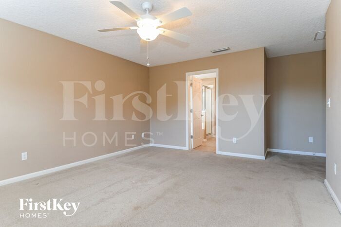 Building Photo - 12177 Evans Oak Ct