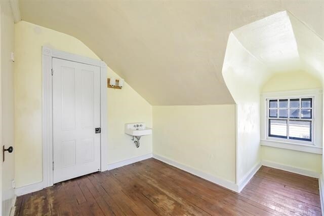 Building Photo - 54 Highland Ave