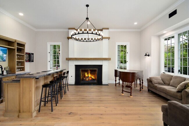Building Photo - 28845 Countryside Dr