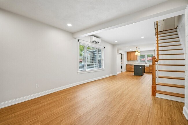 Building Photo - 463 Fulton St