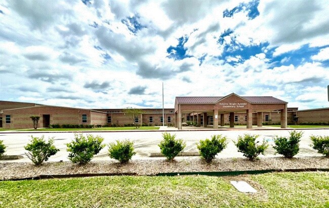 Building Photo - 4531 Ferndale Meadows Dr