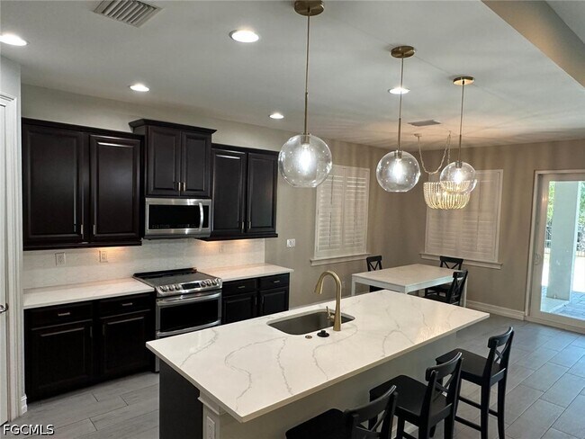 Building Photo - 13451 Seaside Harbour Dr