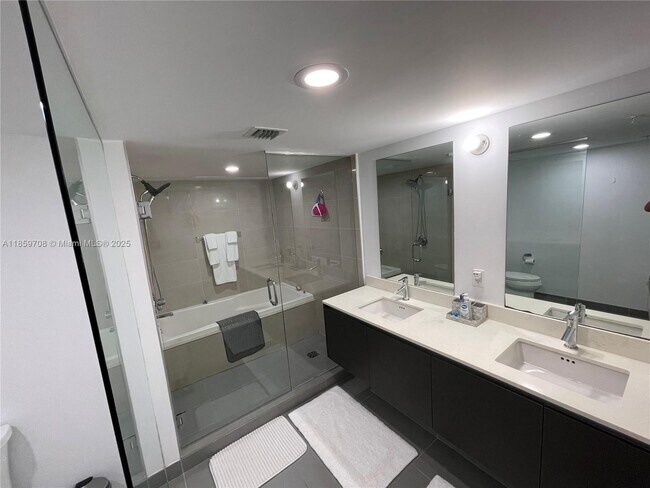 Building Photo - 6620 Indian Creek Dr