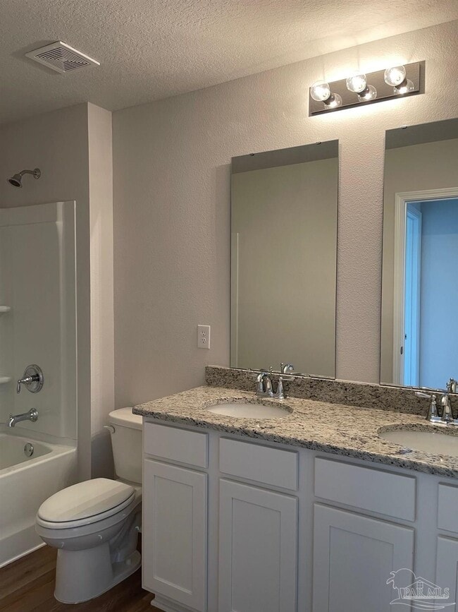 Building Photo - 10942 Blacktail Loop