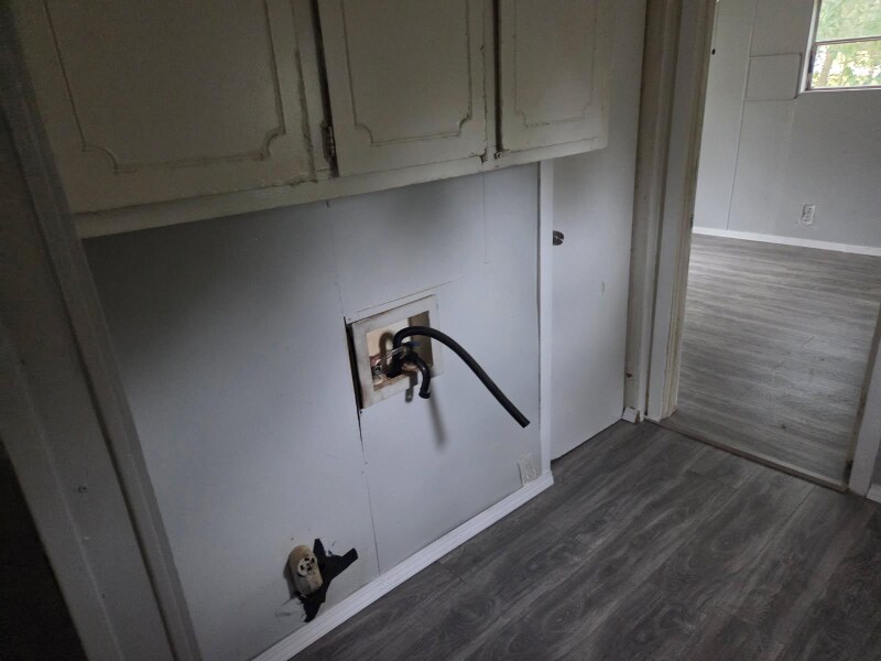 Building Photo - 2 B Harding St