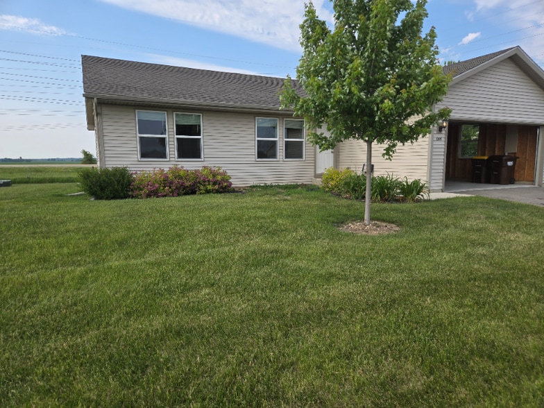 Building Photo - 1044 Witbeck Dr