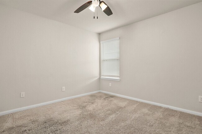 Building Photo - 3591 Cannon Dr