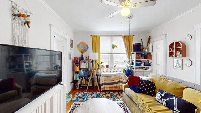 Building Photo - 15 Governors Ave