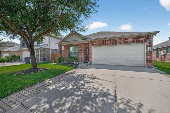 Building Photo - 1403 S Maple Dr