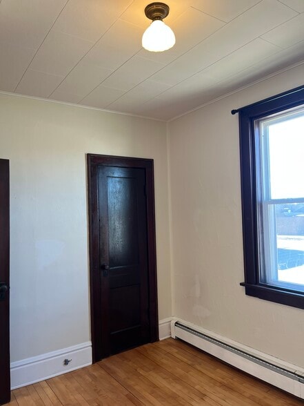 Building Photo - 415 E Saint Germain St