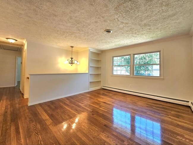 Building Photo - 4123 Glendale Rd
