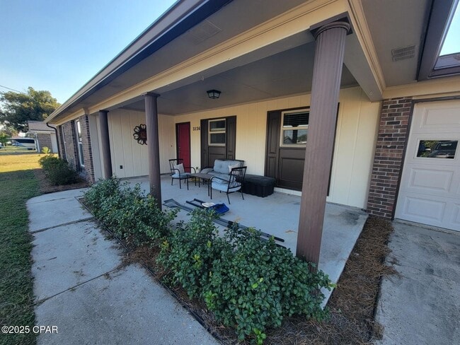 Building Photo - 3136 Lawton Ct